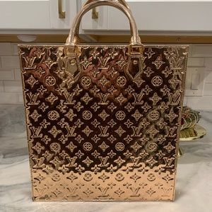 SOLD Louis Vuitton Gold Miroire Sac Plat